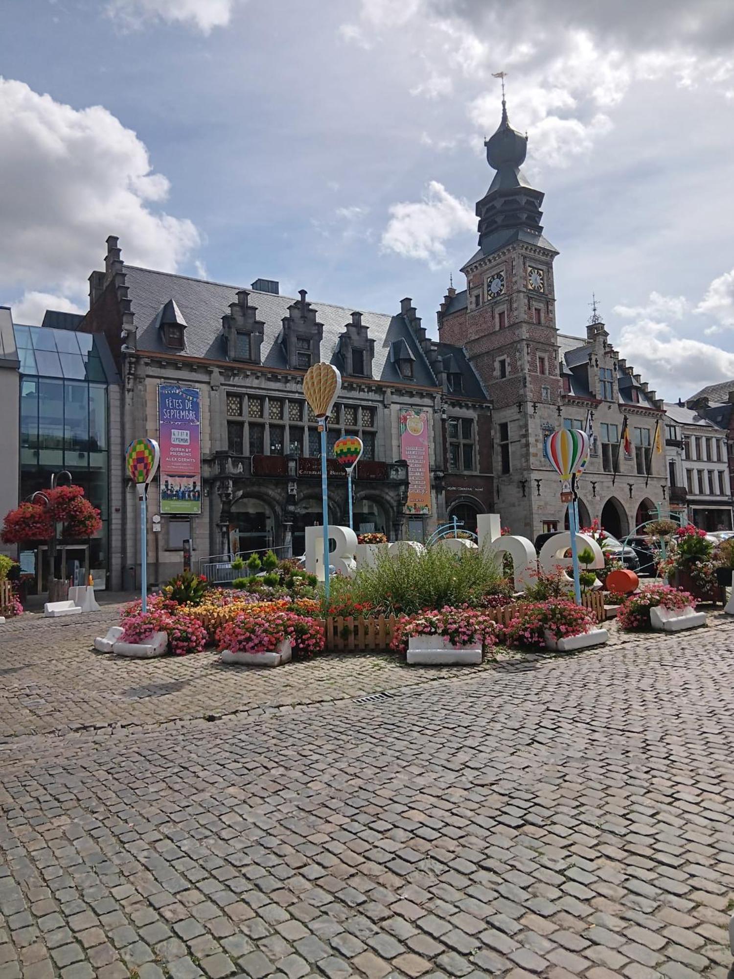 La Chambre Des Daines Binche Exteriör bild