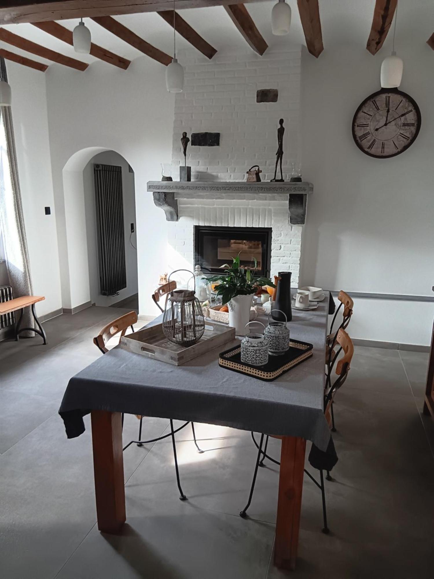 La Chambre Des Daines Binche Exteriör bild