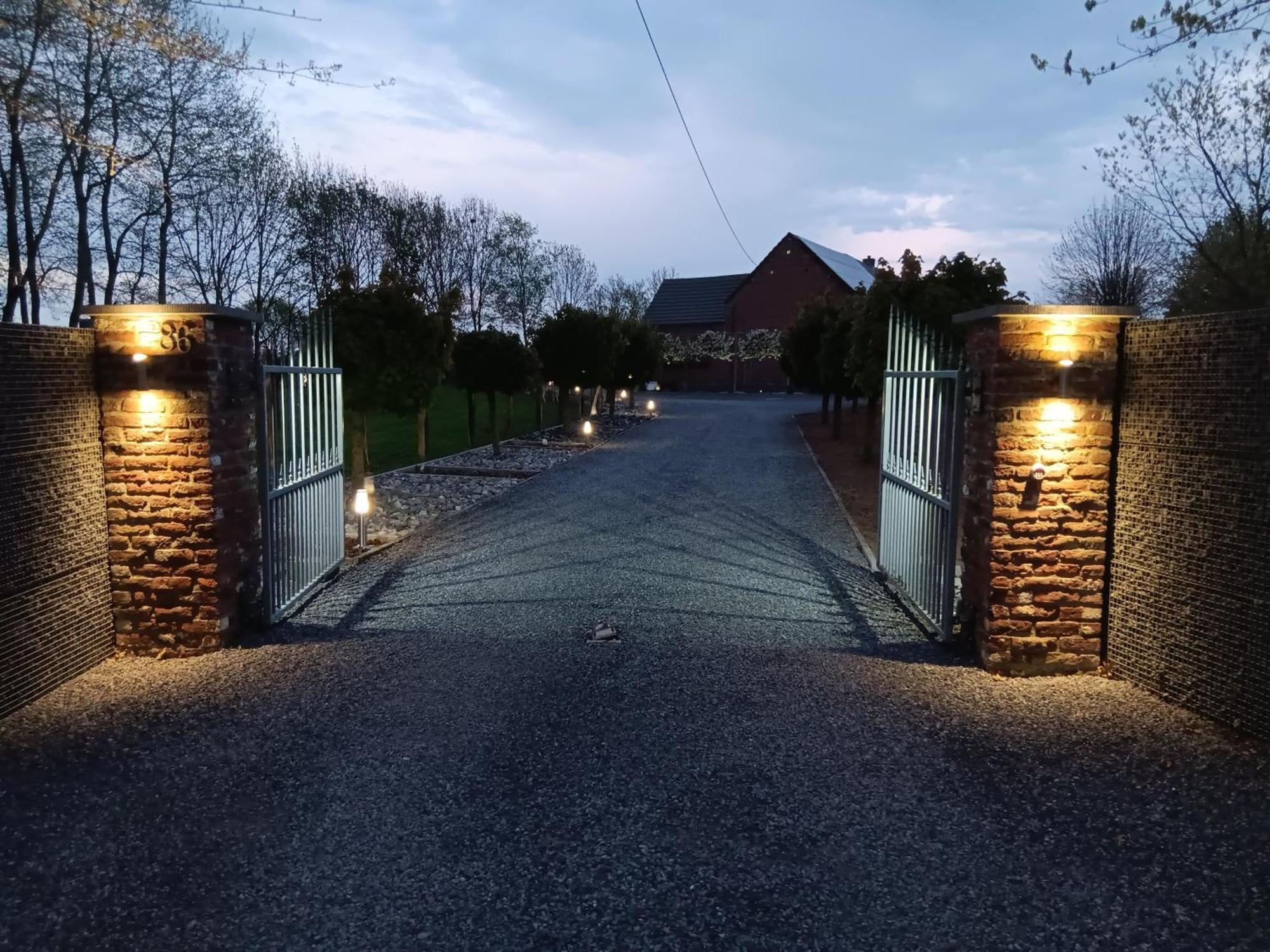 La Chambre Des Daines Binche Exteriör bild